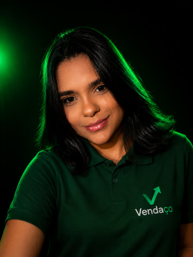 Laís Açucena